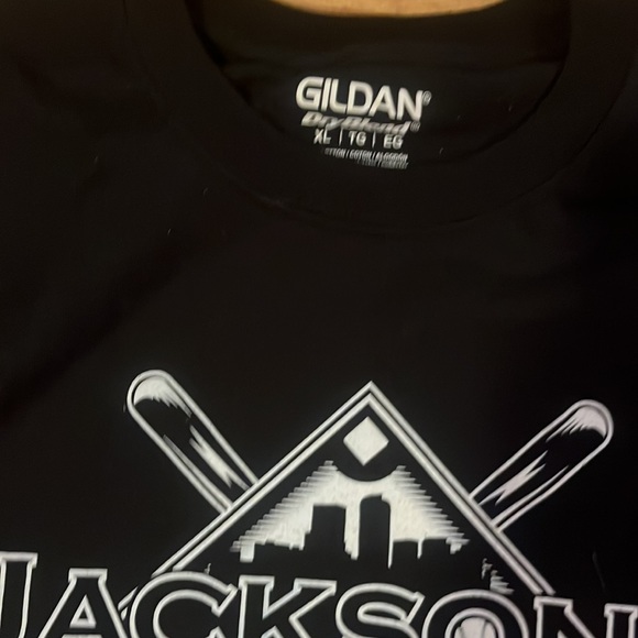 Jackson’s t-shirt - Picture 2 of 2